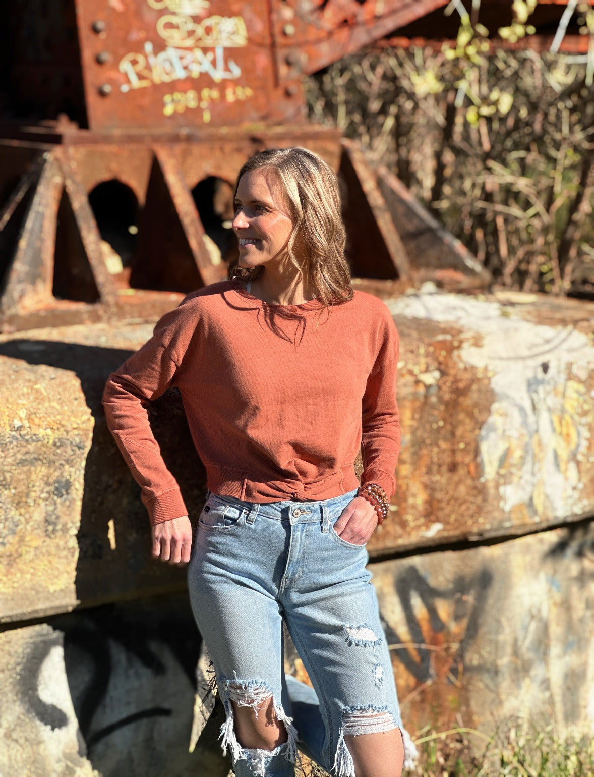 Maven Twist Crop Pullover