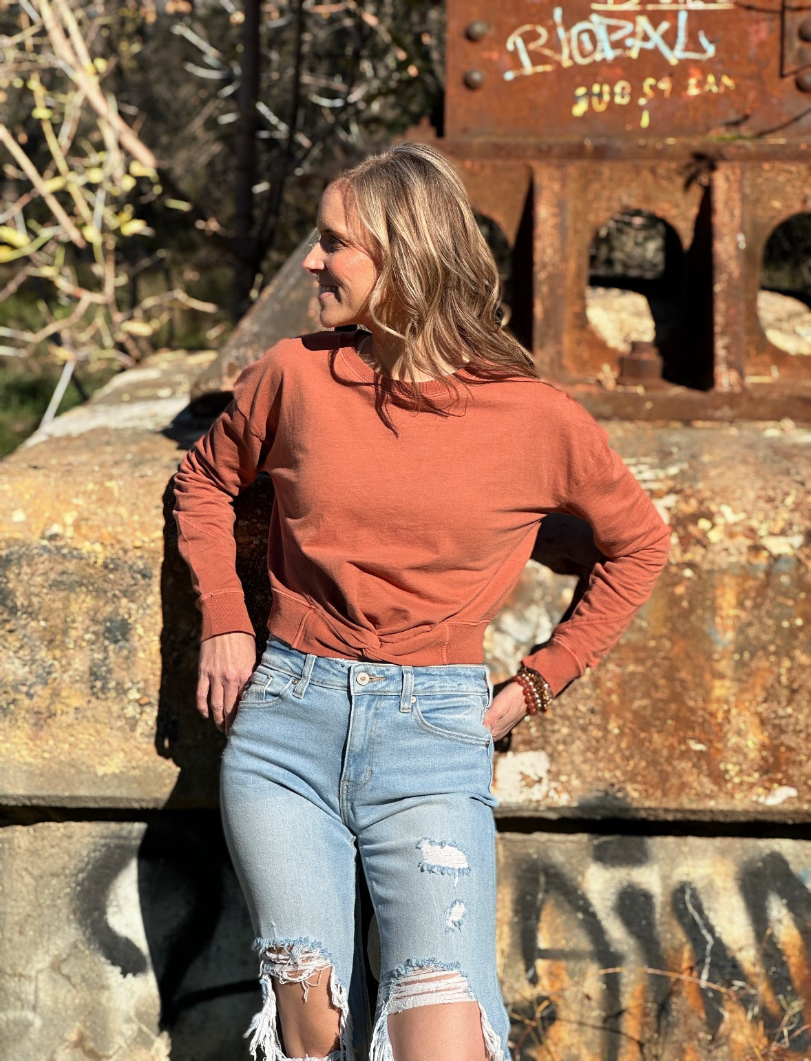 Maven Twist Crop Pullover
